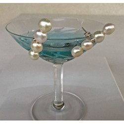 Admete Perlenohrstecker aus Süsswasserperlen und Silber