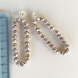 Idyia Perlenohrringe aus Süsswasserperlen und Silber