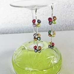 Eudora Perlenohrringe bunt aus bunt gefärbten Süsswasserperlen und Silber