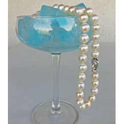 Klassische Perlenkette Selene, Süsswasserperlen mit modernem Doppelring Verschluss aus Silber. Länge nach Wahl.